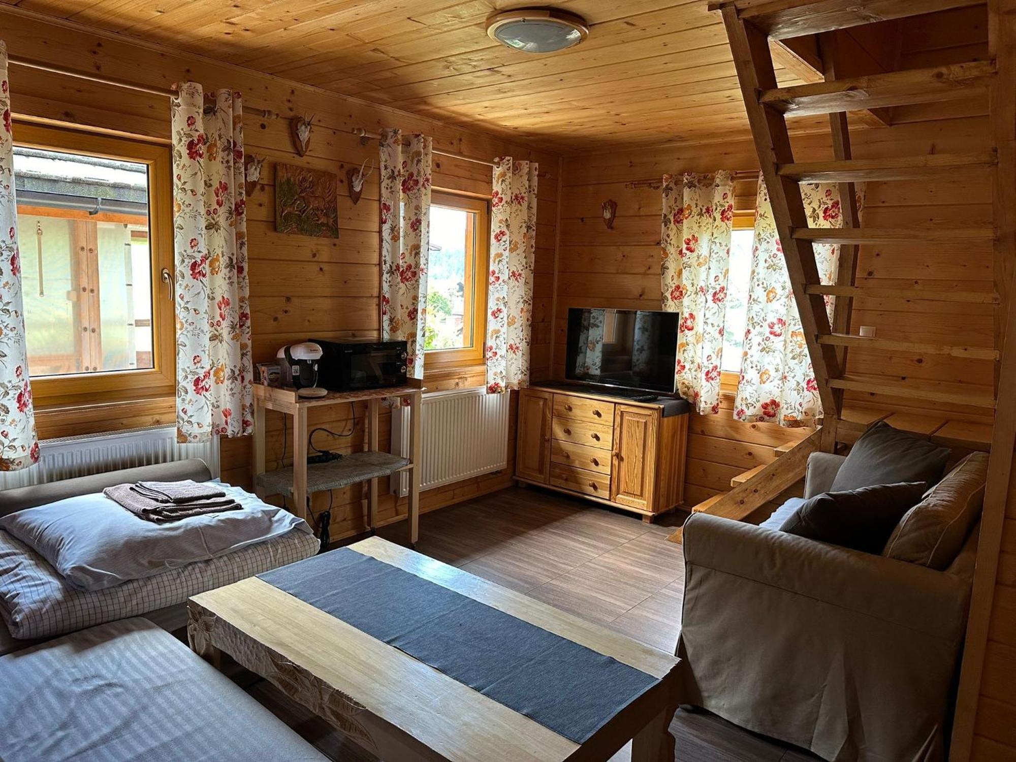 Marang Domki I Apartamenty Щирк Екстер'єр фото
