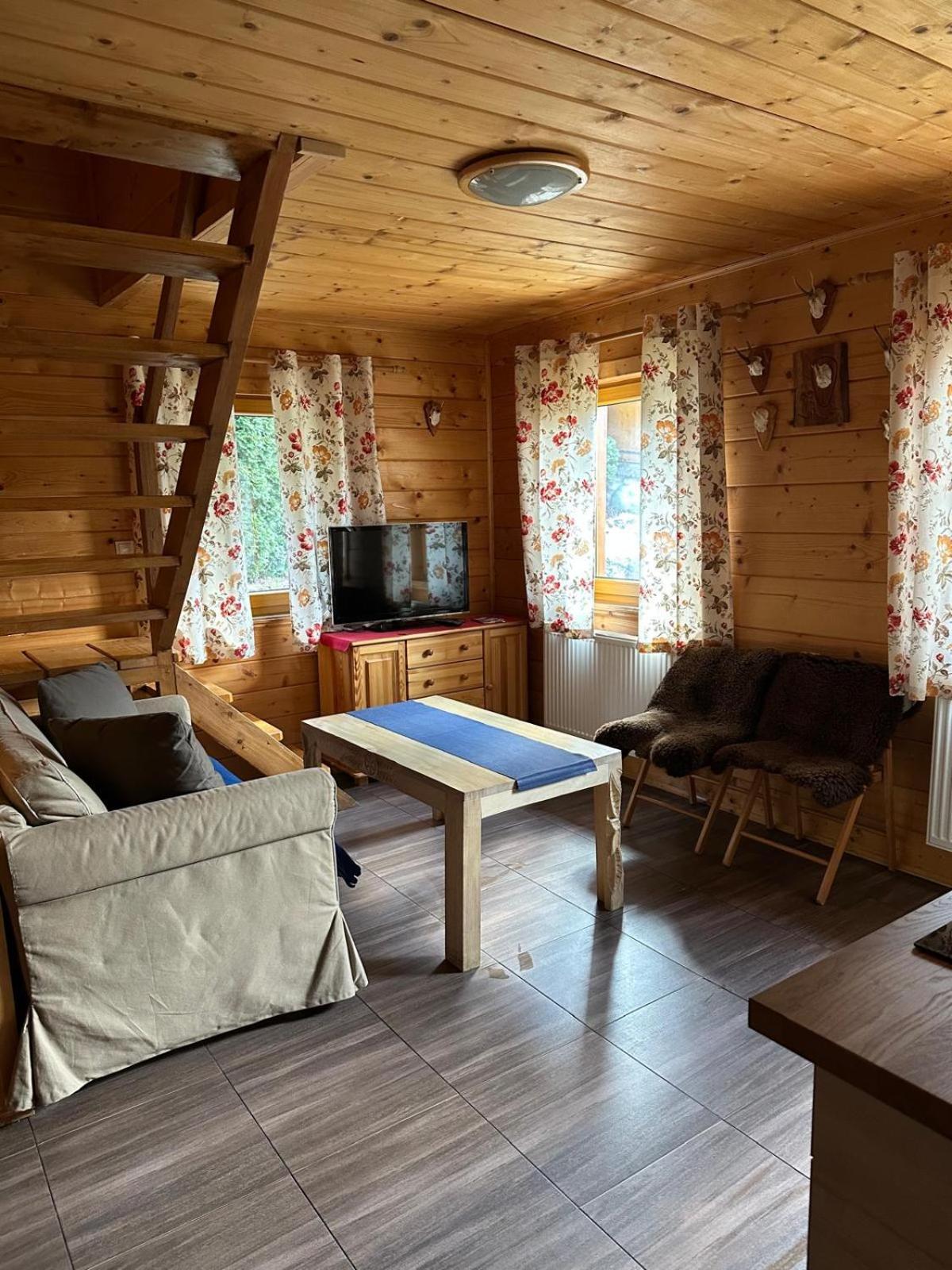 Marang Domki I Apartamenty Щирк Екстер'єр фото